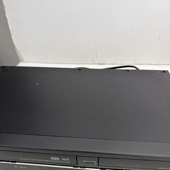 Toshiba SD-V296 4 Head Hi-Fi Stereo DVD VHS VCR Combo Player Recorder Tested - Picture 7 of 9